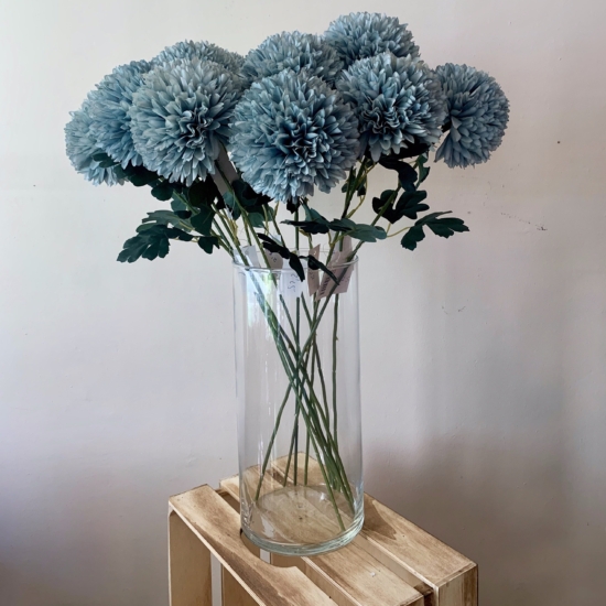 Pompon azul de flor artificial